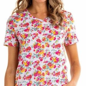 NWT New Fresh Produce White Garden Blooms V- Neck Top Small or Medium